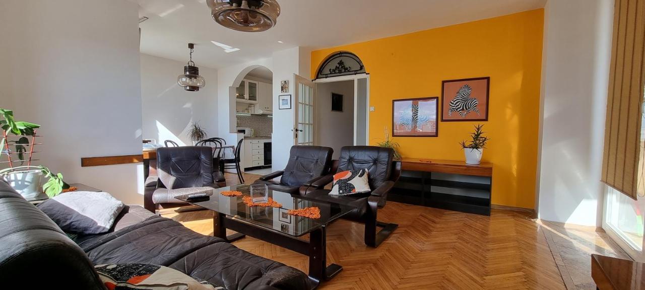 Risto Apartment Skopje Buitenkant foto