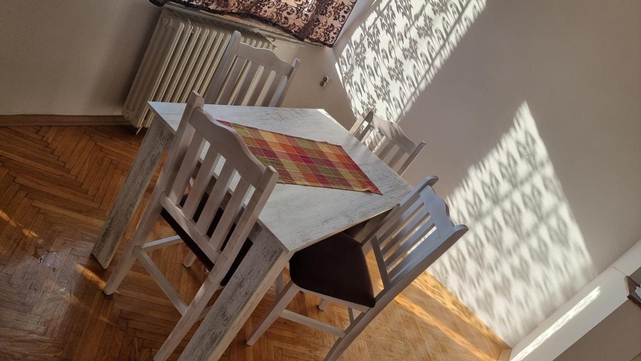 Risto Apartment Skopje Buitenkant foto