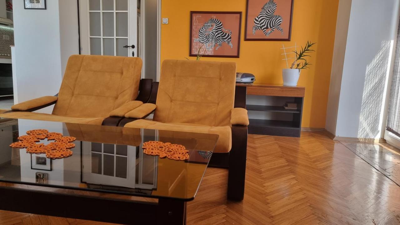 Risto Apartment Skopje Buitenkant foto