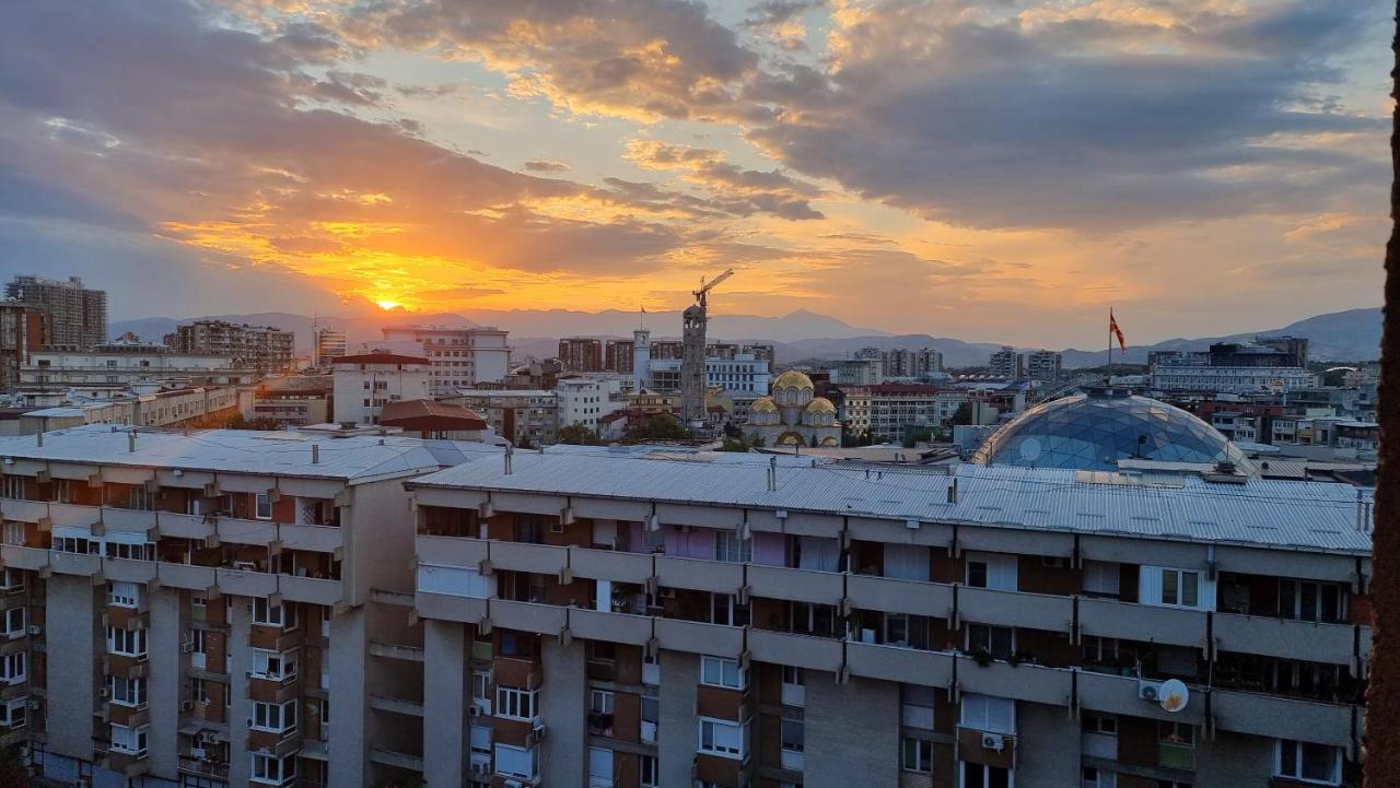 Risto Apartment Skopje Buitenkant foto