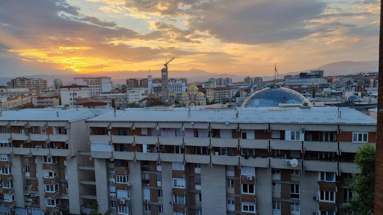 Risto Apartment Skopje Buitenkant foto