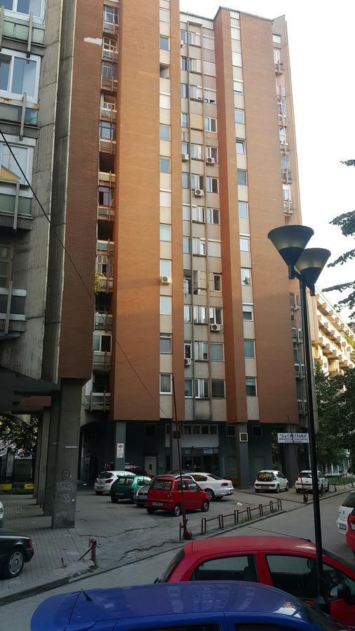 Risto Apartment Skopje Buitenkant foto