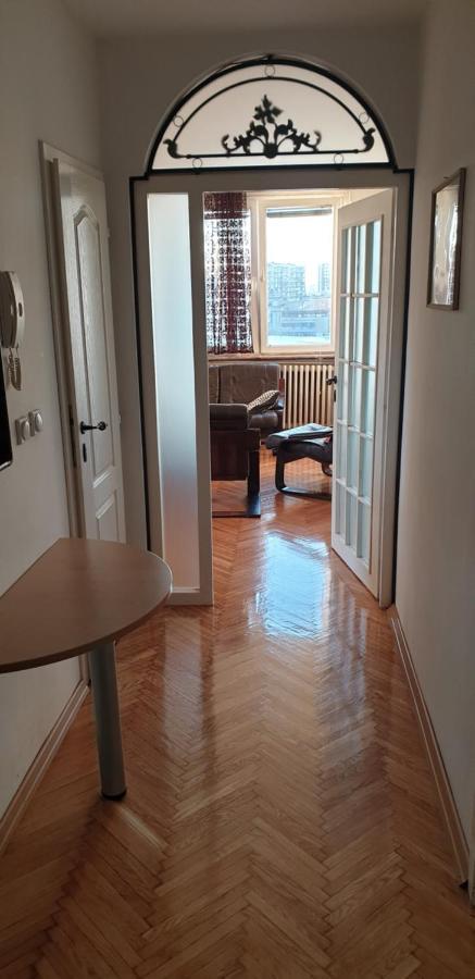 Risto Apartment Skopje Buitenkant foto